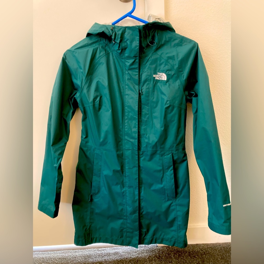 The NorthFace green rain jacket - women’s XS